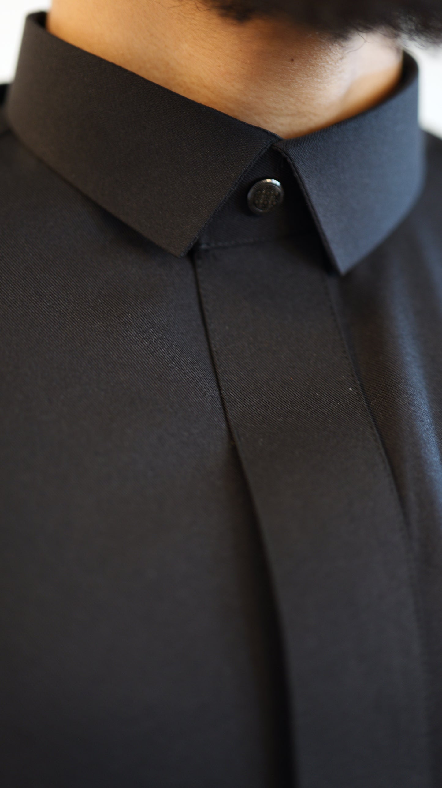 Fine - Obsidian Black